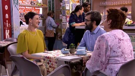 Watch Binnelanders Season 11, Mondays to Fridays at 19:30 on kykNET (DStv Channel 144)