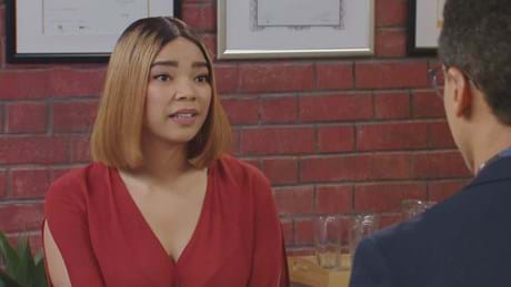 Zoe (left) thinks that Donovan (right) is scamming her aunt, Bridgette in Suidooster on kykNET (DStv channel 144).